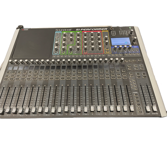 Soundcraft Si Performer24 im Flightcase