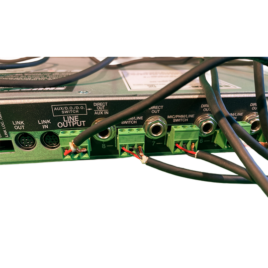 Shure SCM810 Automatikmixer mit RCK800 XLR Anschluss-Satz